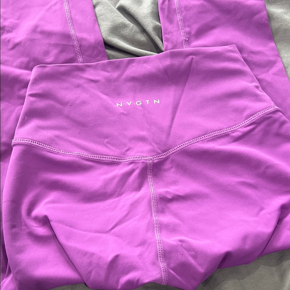 NVGTN Vibrant Purple Active Leggings